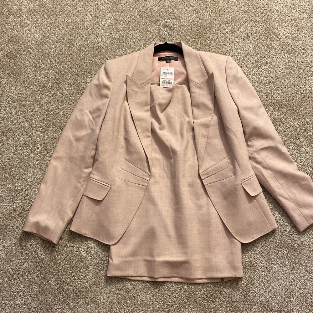 Woman’s suit